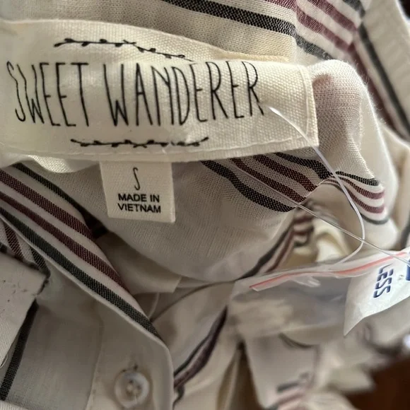 Sweet Wanderer Striped Shirt - Picture 4 of 10